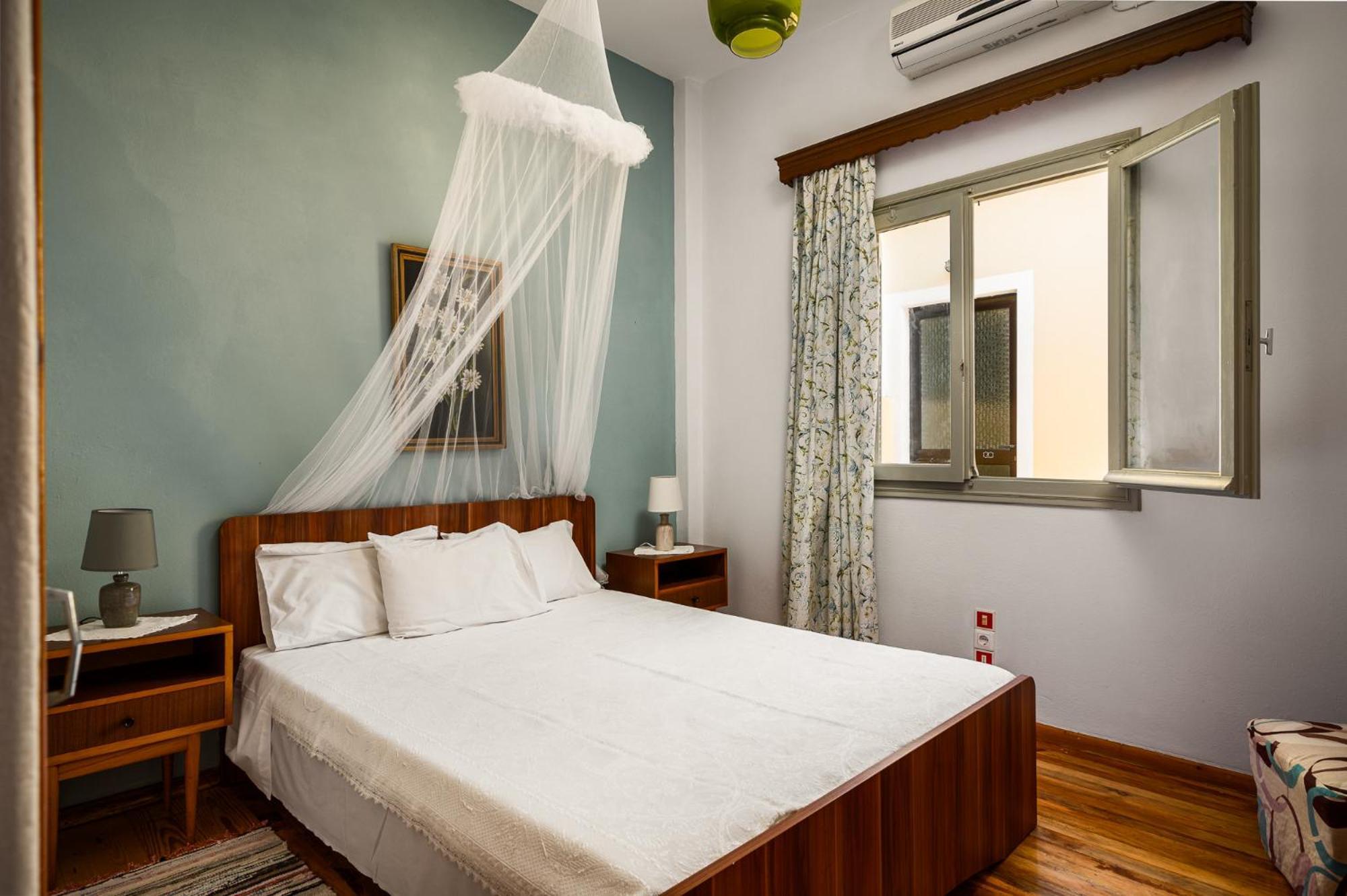 Agaloula Centrally Located Apartments, Lakka المظهر الخارجي الصورة