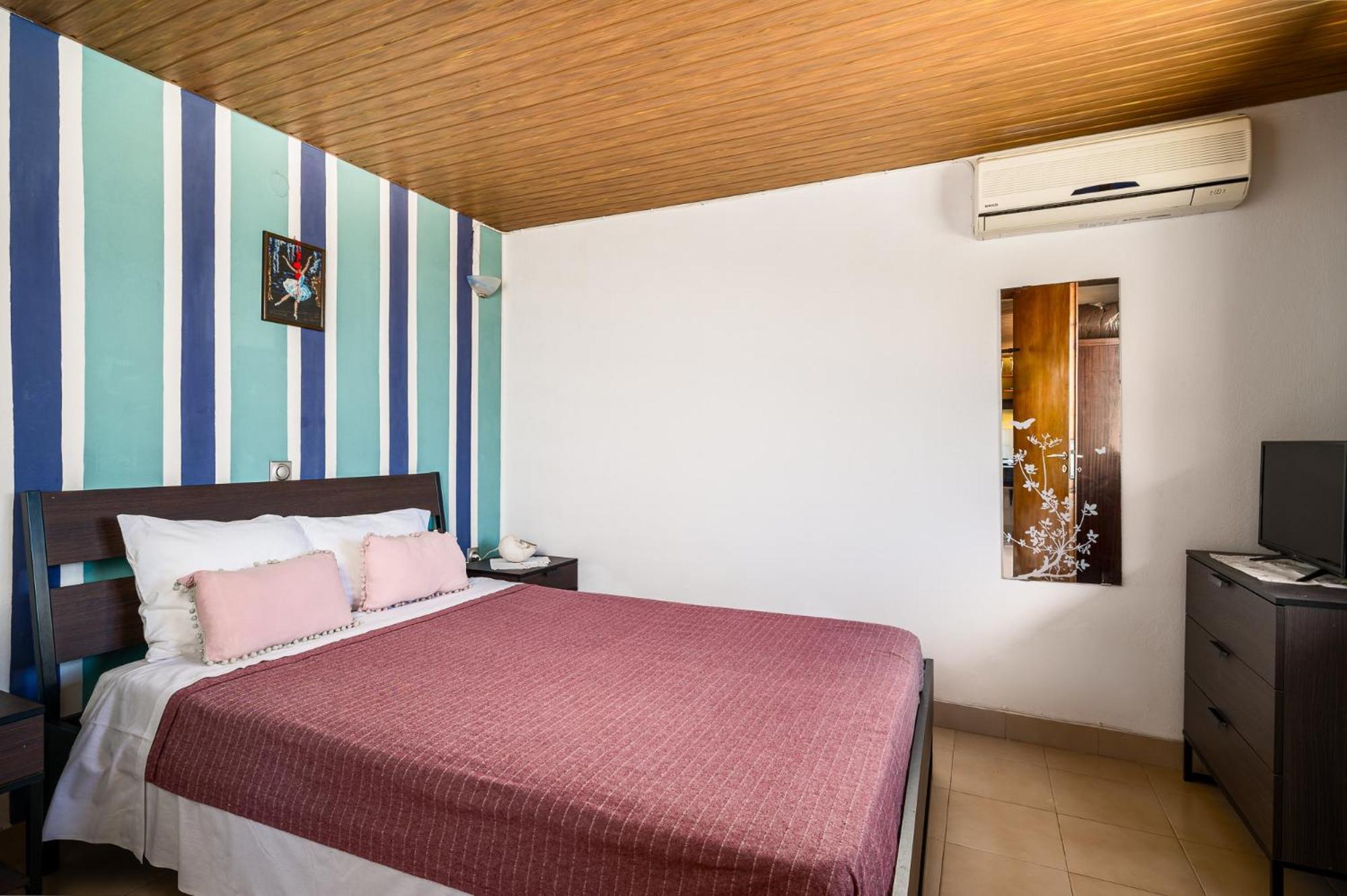 Agaloula Centrally Located Apartments, Lakka المظهر الخارجي الصورة